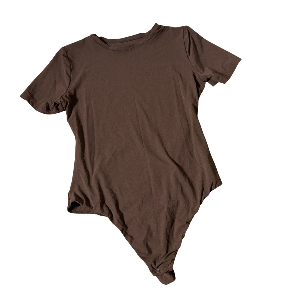 Quince Short Sleeve Crew Neck Bodysuit Womens Medium Brown Stretch Minimalist